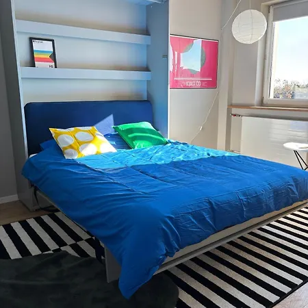 Yellow Lotus Apartment Danzig