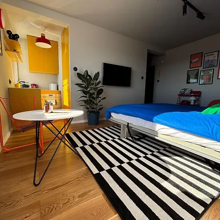 Yellow Lotus Apartment