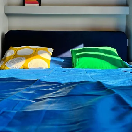 Yellow Lotus アパート